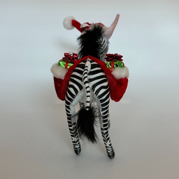 Annalee 2012 Posable 7" Holiday Zebra Carrying Presents with Christmas Hat Gifts - Picture 4 of 10